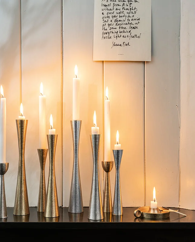 vtwonen metalen kandelaar – goud 16 cm - Afbeelding 3